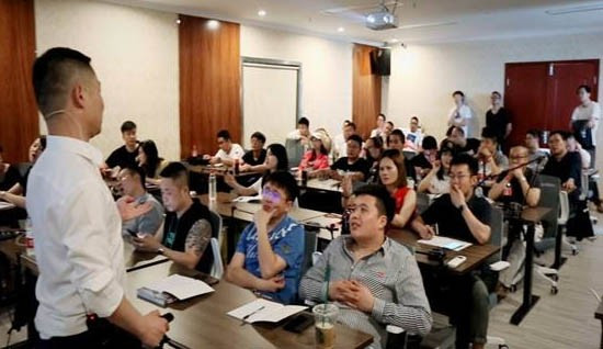 适合兼职的创业项目(适合晚上做的25个副业)