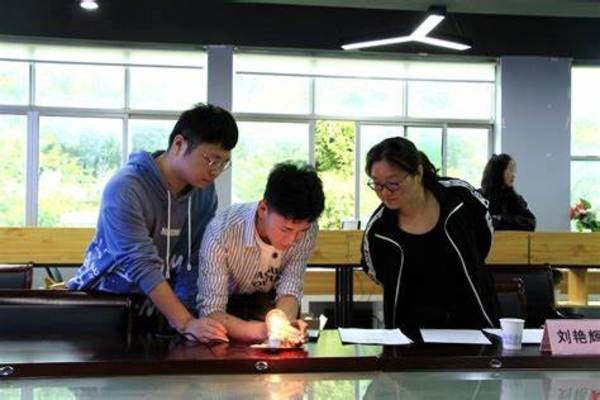 大学创业项目点子(大学生创新创业好点子？)