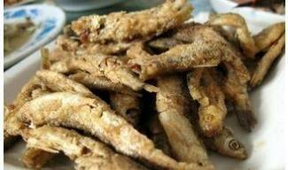 香酥小鱼创业项目(如何炸小鱼好吃又简单)