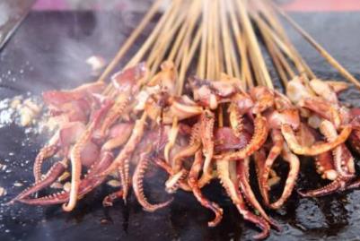 乐山美食创业项目(5万元以下餐饮创业项目有哪些？乐山钵钵鸡市场前景怎么样？)