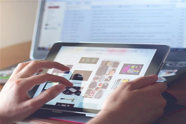 创业新人直播创业项目咨询(新手创业的话，可以从哪几个网赚项目做起？)