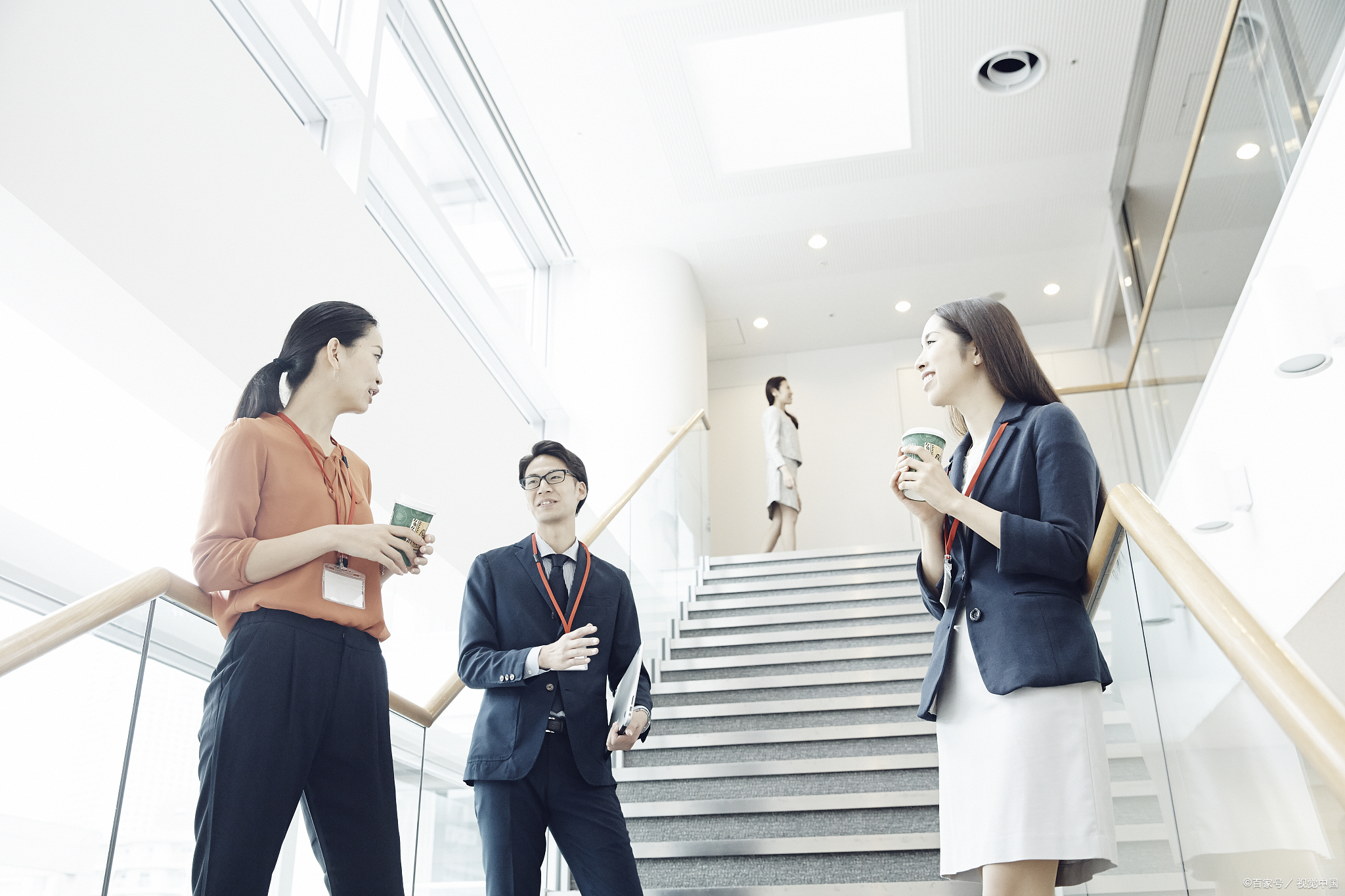 回家过年创业项目(过年回家太无聊，想学一门手艺做兼职挣钱，有什么好的推荐吗？)