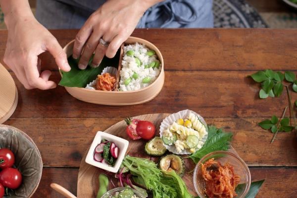 家庭创业项目热线(5个适合家庭主妇创业致富的项目)