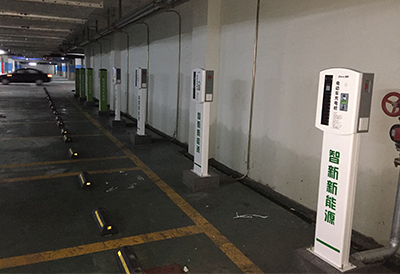 小旋风创业项目(想摆摊创业，请问有什么好的创业小吃项目吗？)