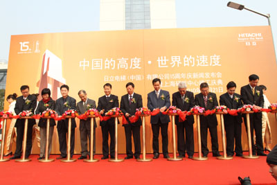 电梯创业项目背景(自动电梯的产生背景)