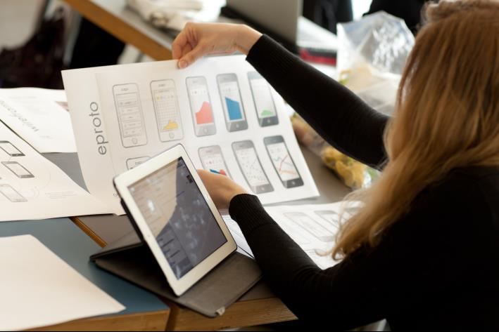 创业项目阶段(创业过程的三个阶段)