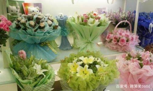 美女在家直播创业项目(如何在家做网络直播赚钱呢)