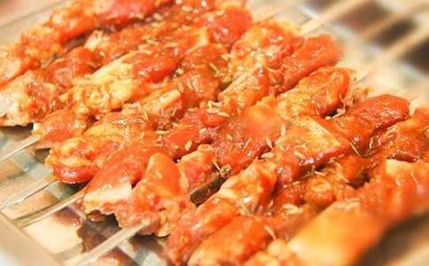 另类烧烤创业项目(适合夏天的自助烧烤店创业计划)