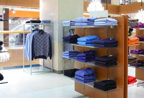 深圳婴儿创业项目(我是一个准备创业的创业者，想在深圳开一家母婴用品店，请问5万可以开得起来吗？？要注意哪些的？求指点！)