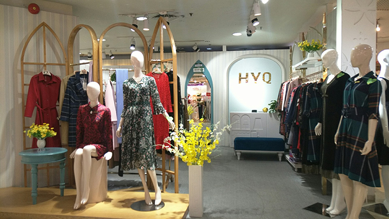 衣服仓库创业项目(旧衣服回收生意怎么做？)