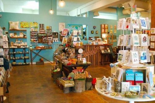 适合50岁女人创业项目(50岁女人做什么生意比较好以下几种值得推荐-股城消费)