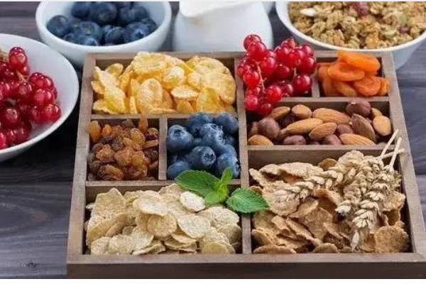 八大创业项目(2022年十大合适大学生创业项目)