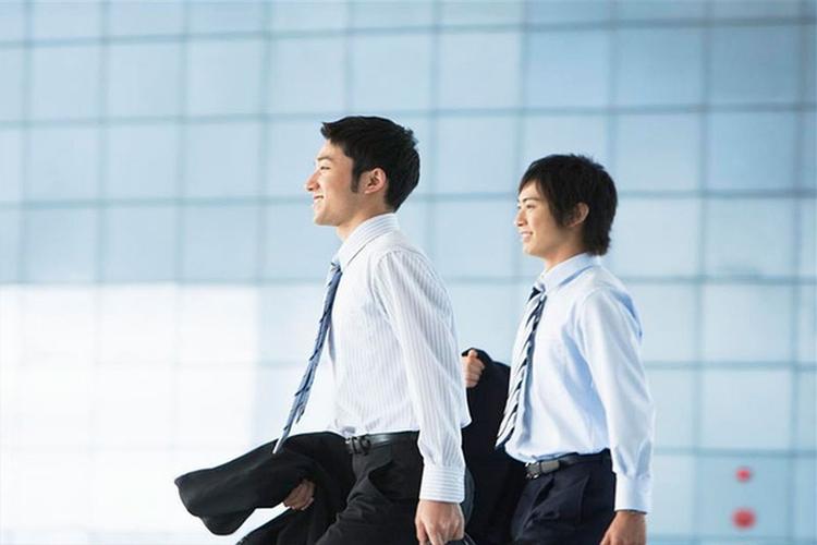 不惑之旅创业项目(人到不惑之年，还能出去创业吗？该如何抓住时机？)