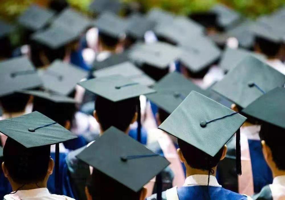 哈尔滨学霸创业项目(大学在校期间有哪些好的创业项目？)