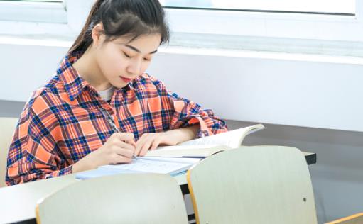 大学有趣创业项目(大学校园新颖创业项目)