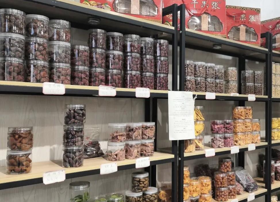 投资小见效快的创业项目(40岁的人想创业，目前有哪些投资小，见效快的项目呢？)