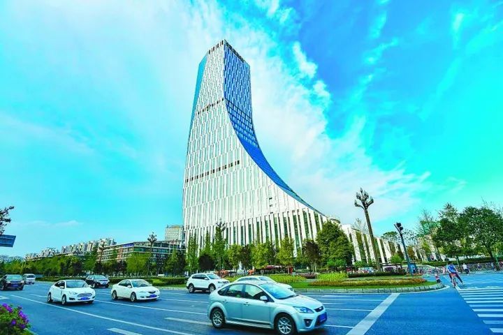 美的公司成都注册地址在哪里(美的公司成都注册地址在哪里看)