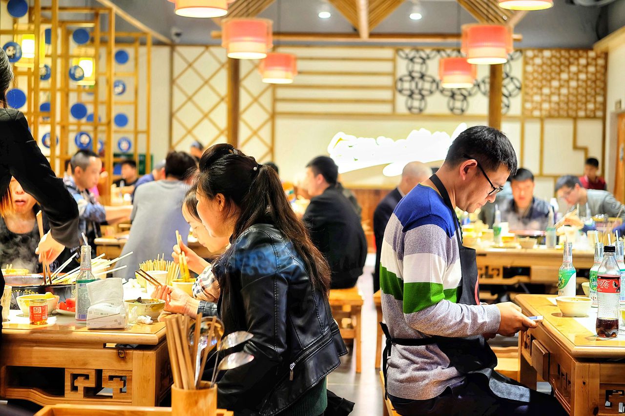 成都注册餐饮公司哪家好一点(成都注册餐饮公司哪家好一点呢)