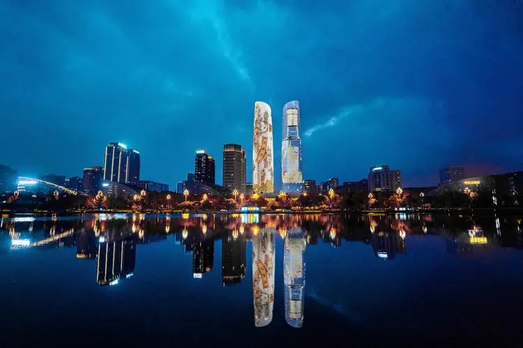 在成都天府新区注册公司的优势(高新区注册公司好还是天府新区注册公司好)