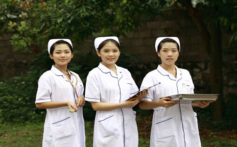 成都护士执业注册网(成都护士证延续注册在哪里办理)